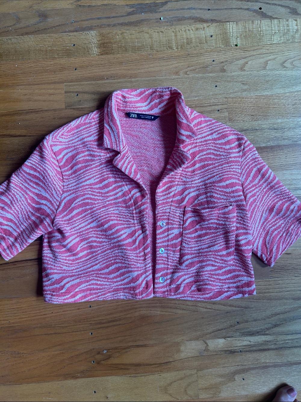 Zara Coral and White Zebra-Stripe Collared Cropped Top